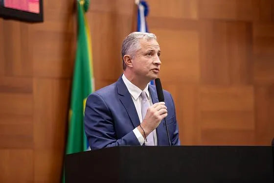 Deputado Faissal Calil cobra ações urgentes da SES/MT para garantir medicamentos