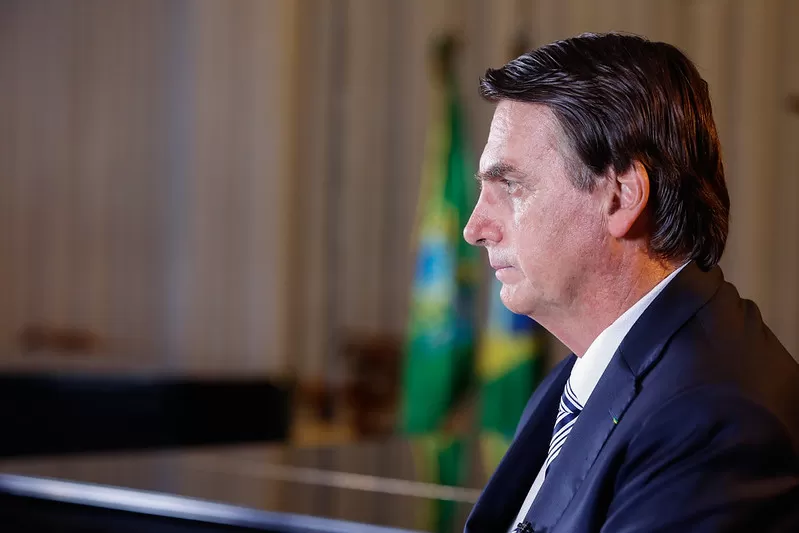 Bolsonaro segue em observação e pode ter alta na quinta-feira