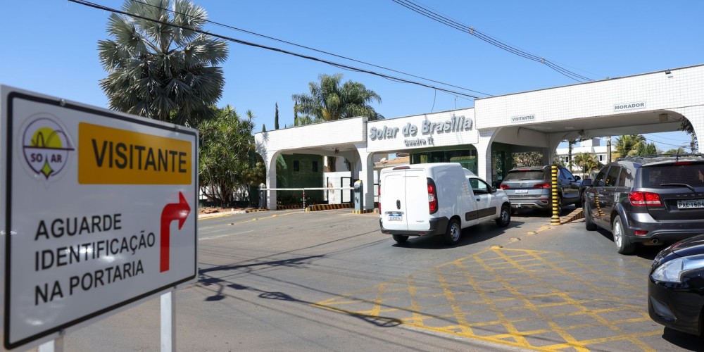 Moraes Libera Visita de Cartório a Bolsonaro em Regime Domiciliar